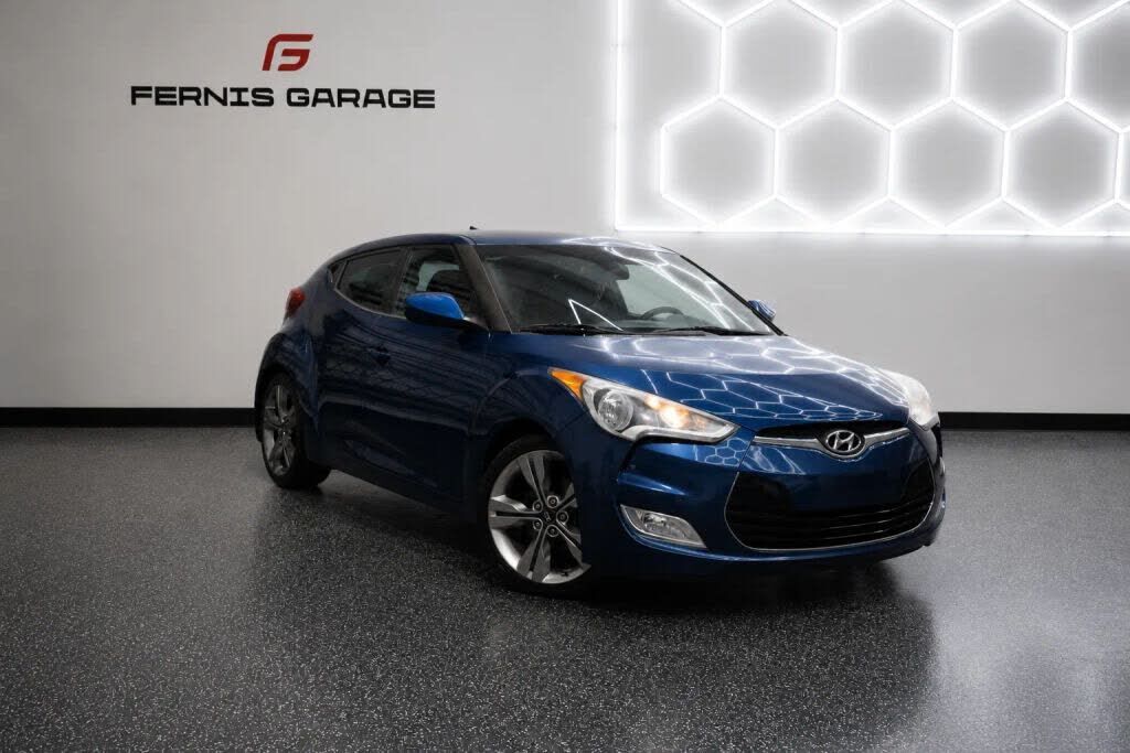 2016 HYUNDAI Veloster