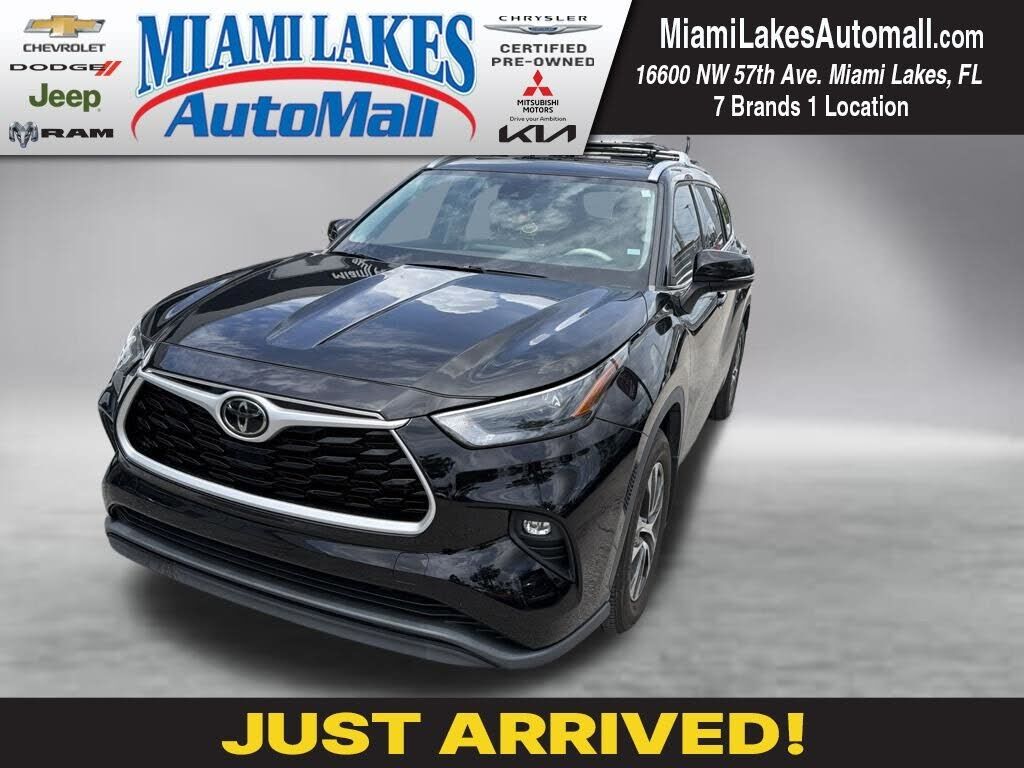 2022 TOYOTA Highlander