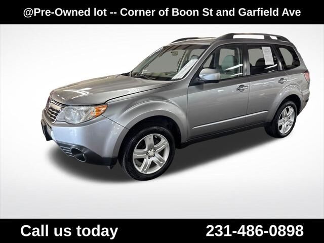 2010 SUBARU Forester