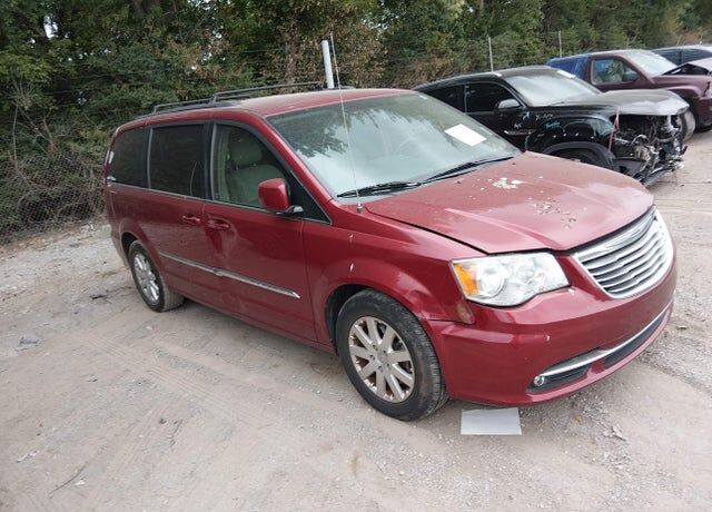 2015 CHRYSLER Town and Country