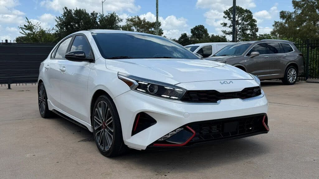 2023 KIA Forte