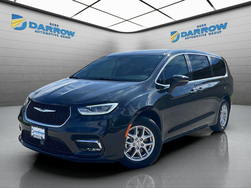 2023 CHRYSLER Pacifica