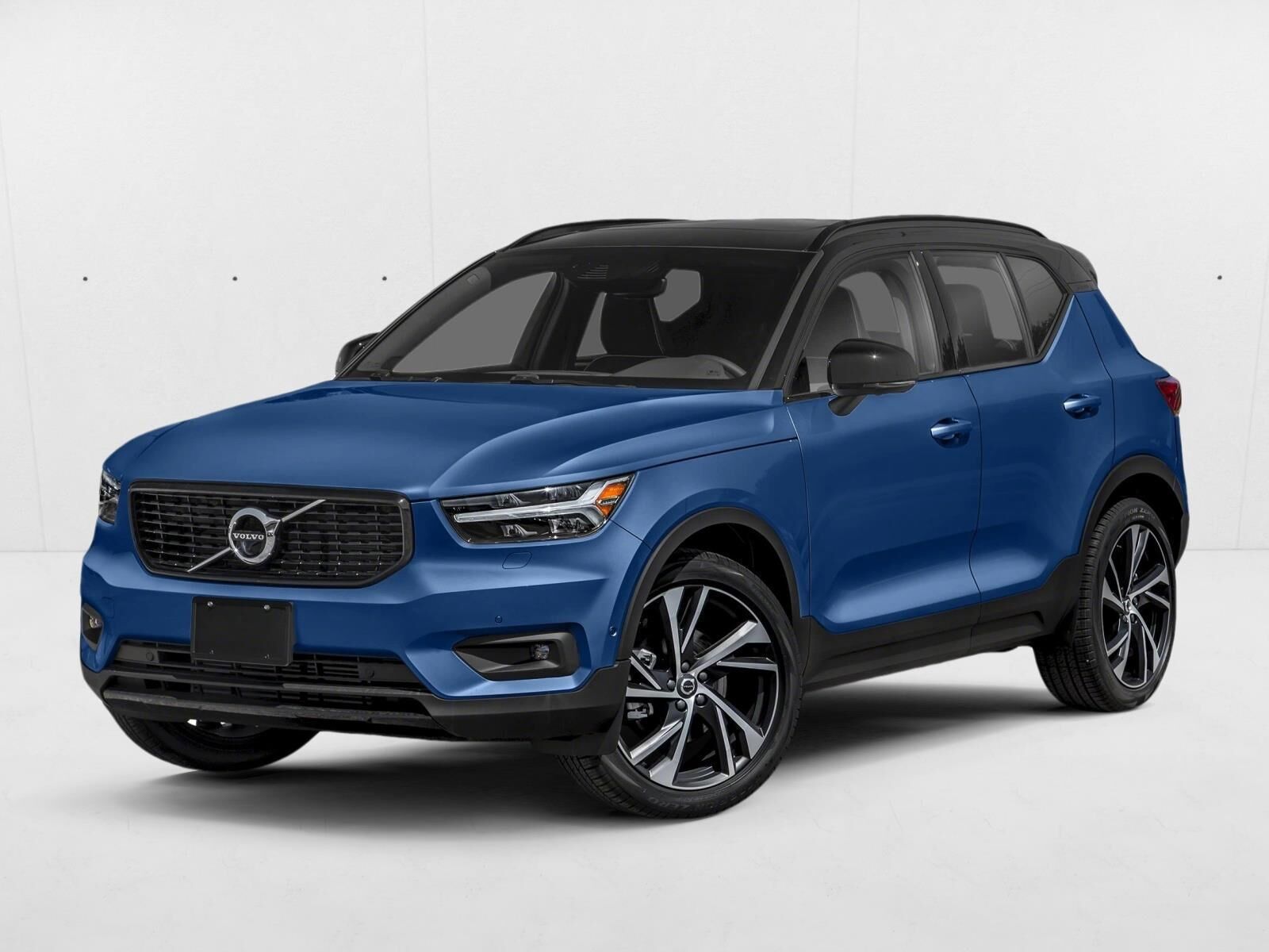 2019 VOLVO XC40