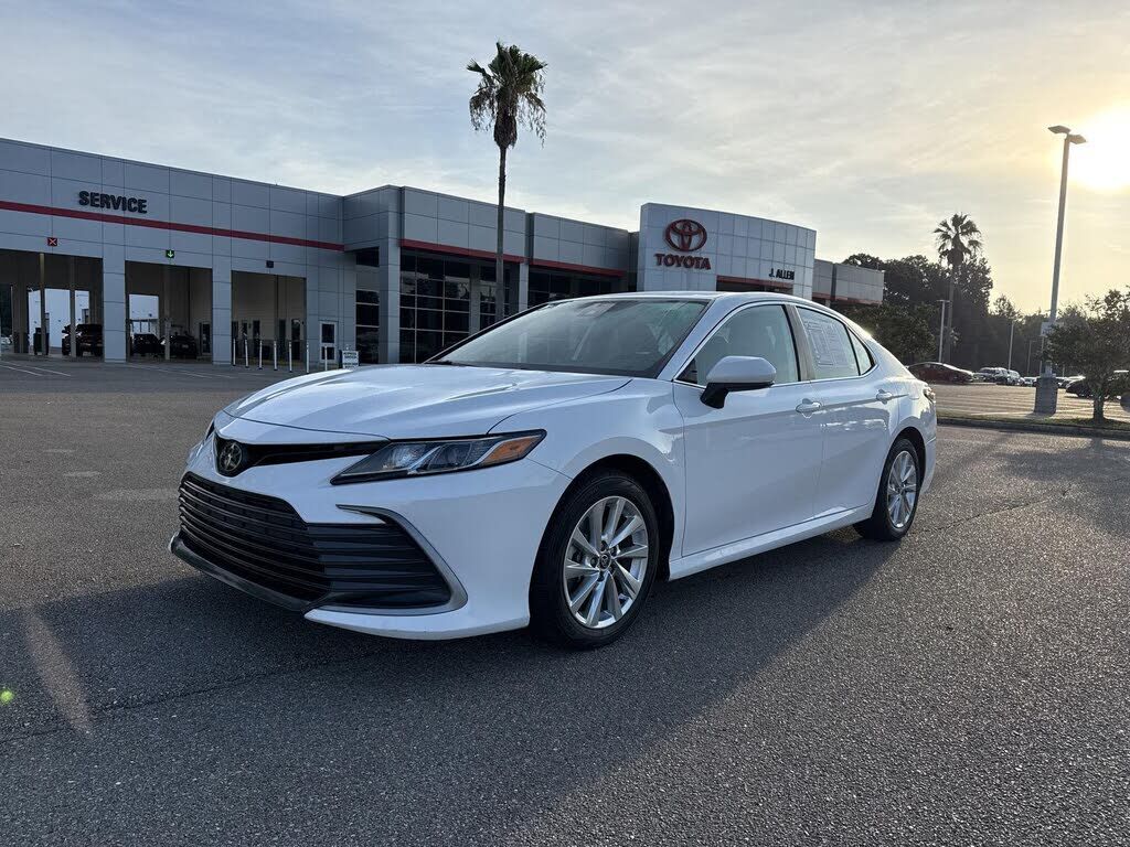 2023 TOYOTA Camry