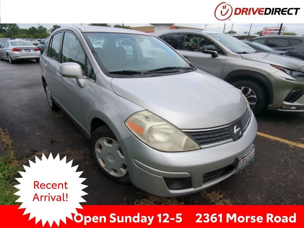 2008 NISSAN Versa