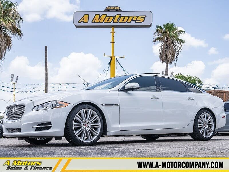2015 JAGUAR XJ