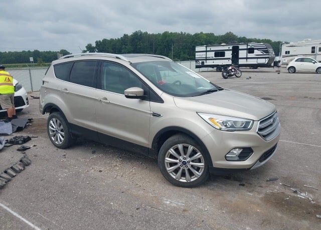 2017 FORD Escape