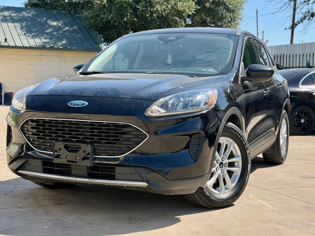 2020 FORD Escape
