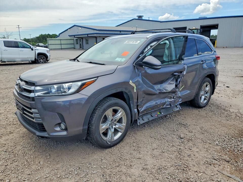 2018 TOYOTA Highlander