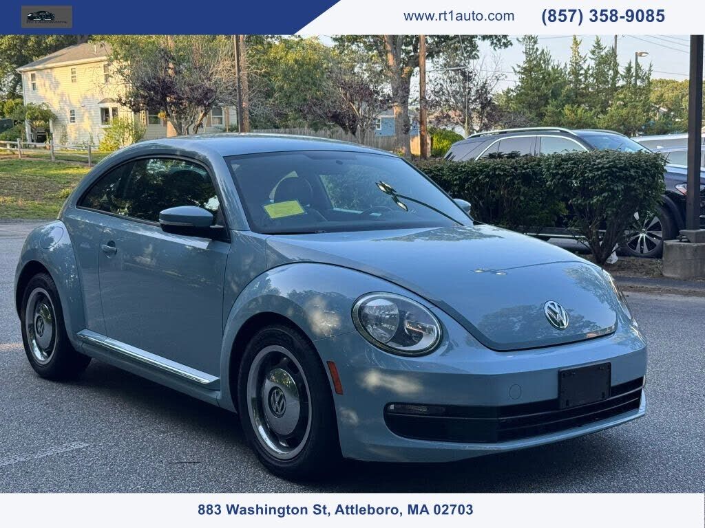 2012 VOLKSWAGEN Beetle