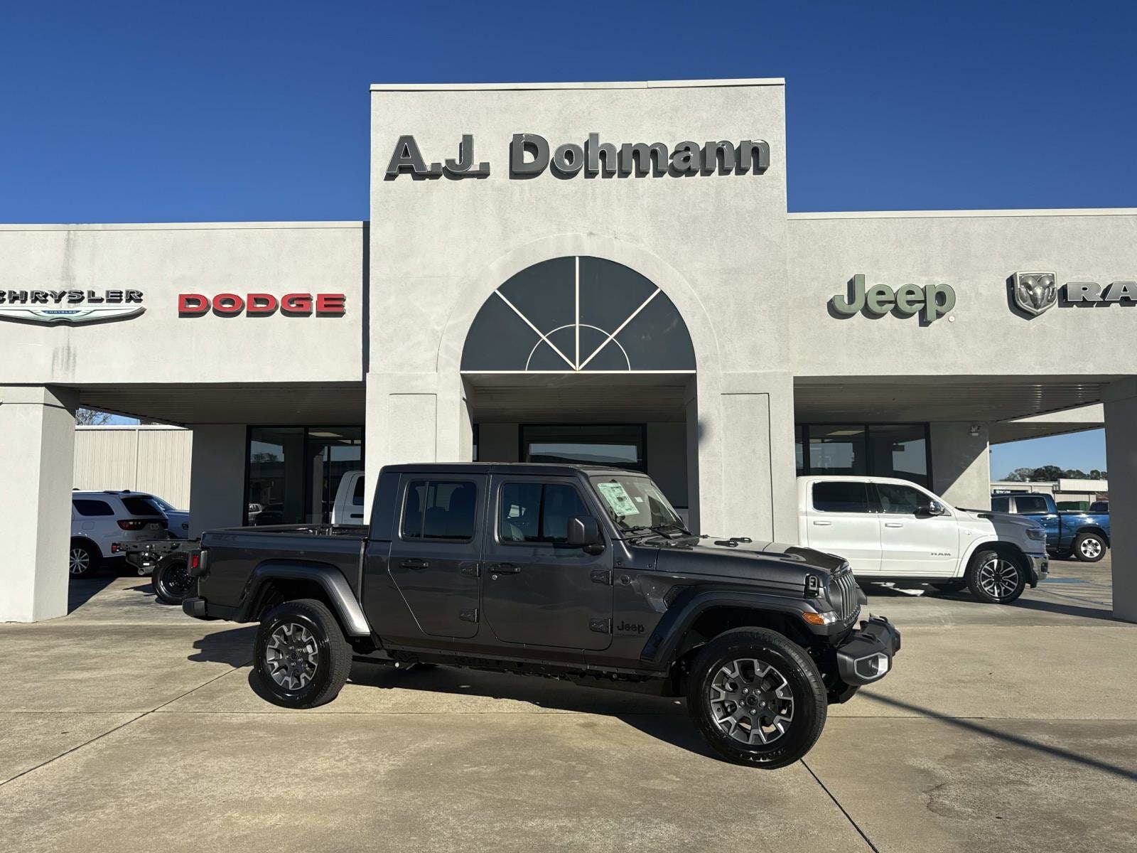 2026 JEEP Gladiator
