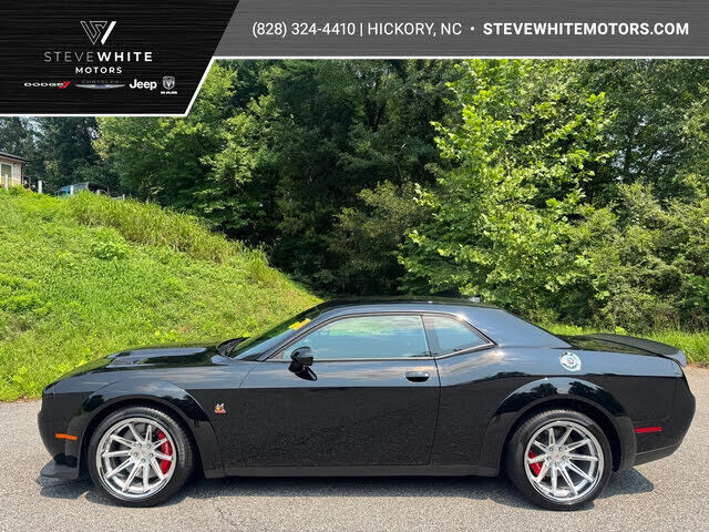 2022 DODGE Challenger