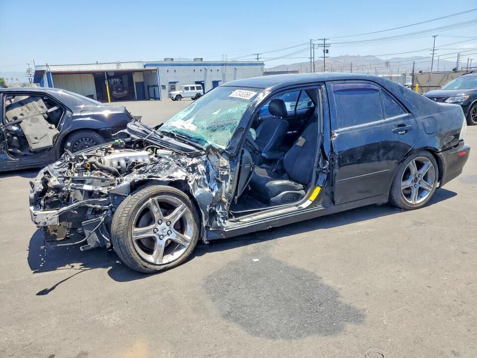 2001 LEXUS IS