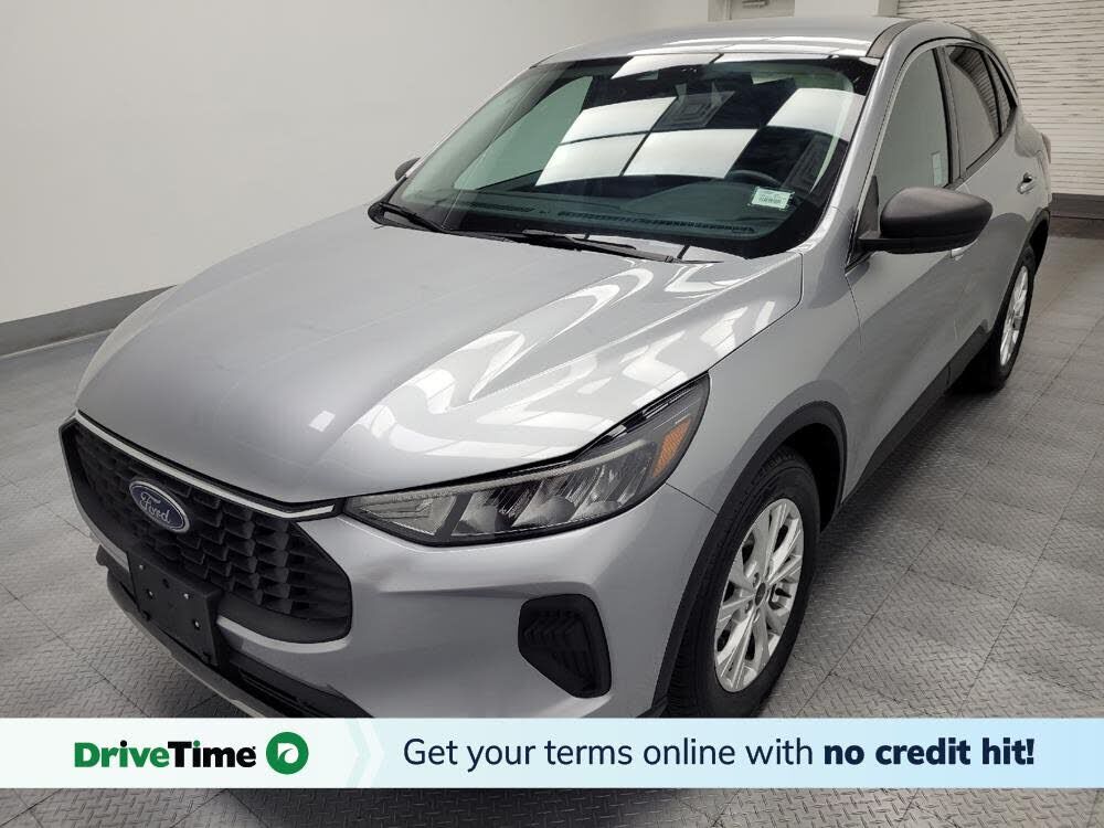 2024 FORD Escape