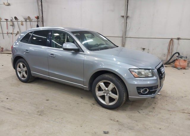 2009 AUDI Q5