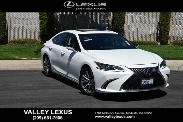 2020 LEXUS ES
