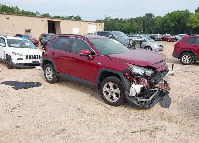 2019 TOYOTA RAV4