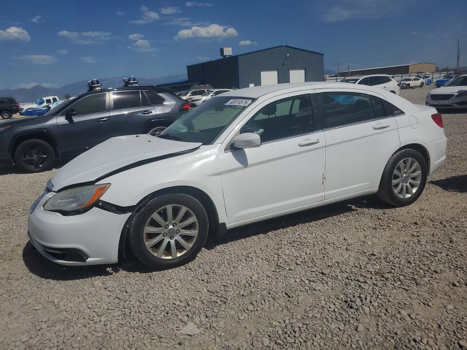 2014 CHRYSLER 200