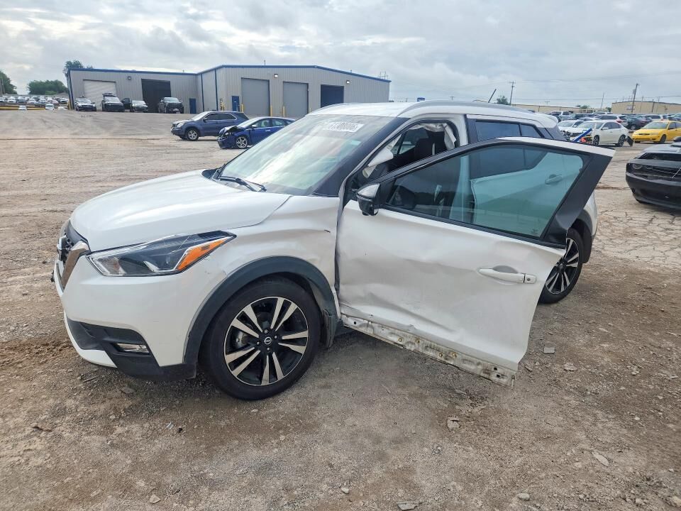 2019 NISSAN Kicks