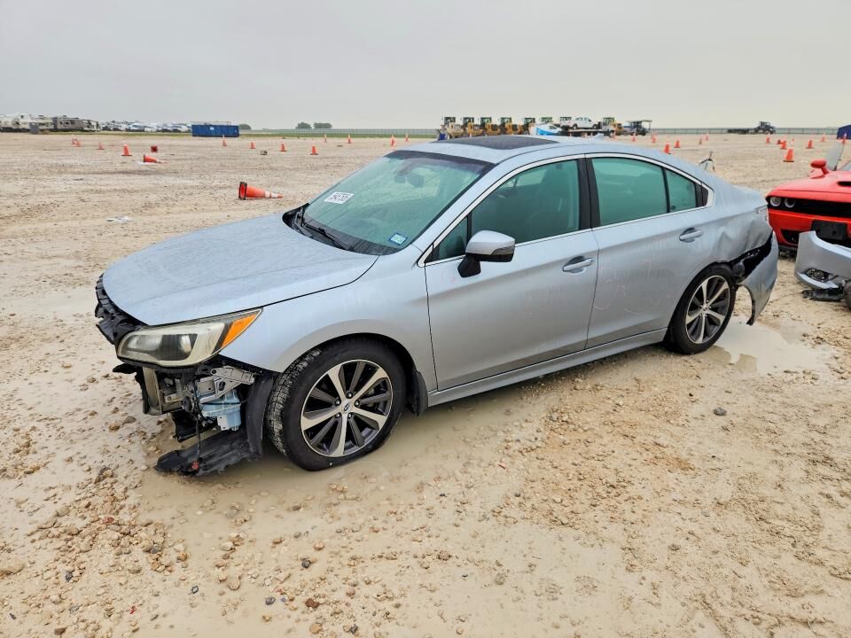 2017 SUBARU Legacy