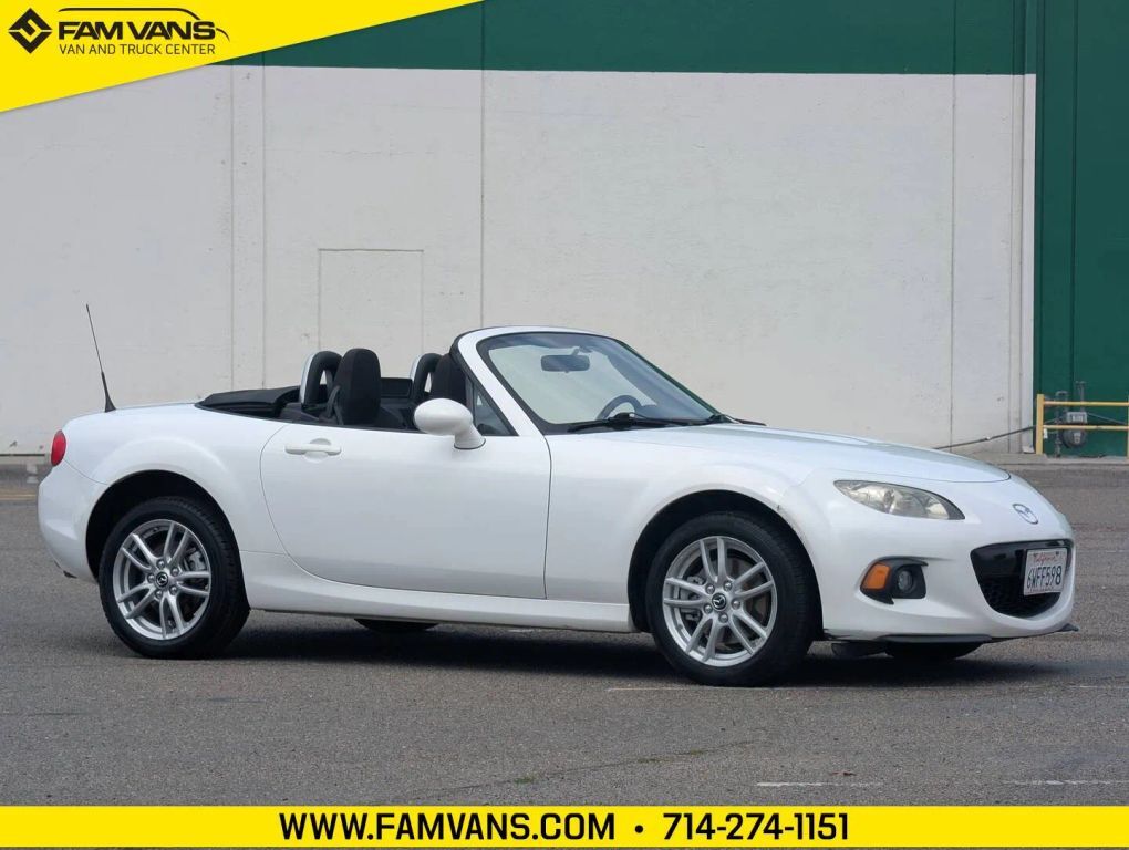 2013 MAZDA MX-5
