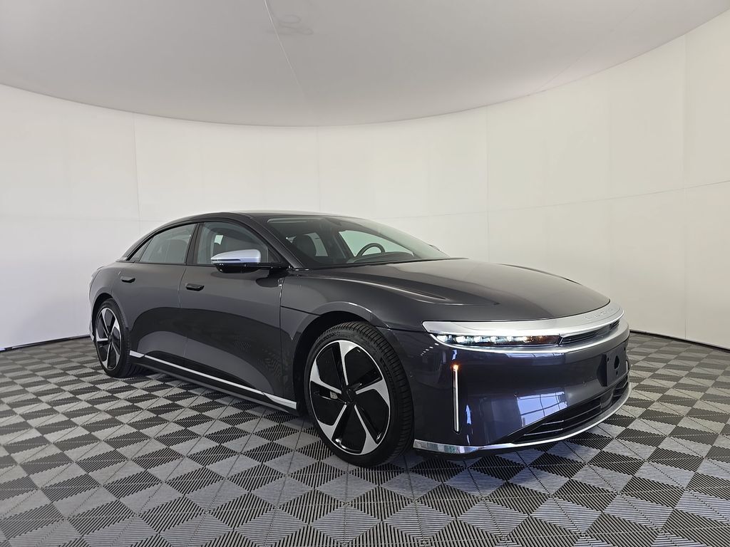 2025 LUCID Air