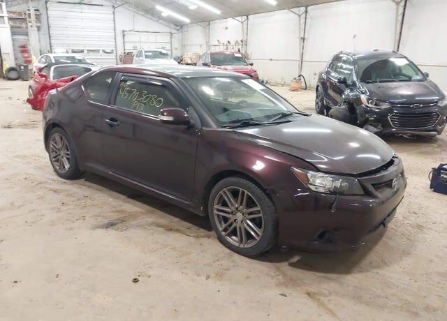 2013 TOYOTA SCION