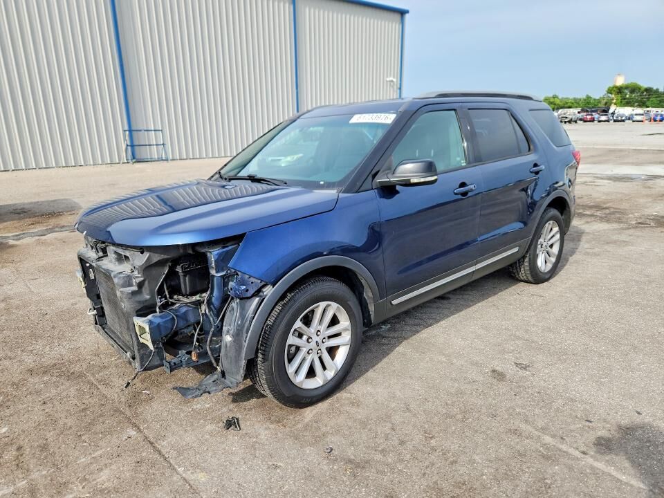 2017 FORD Explorer
