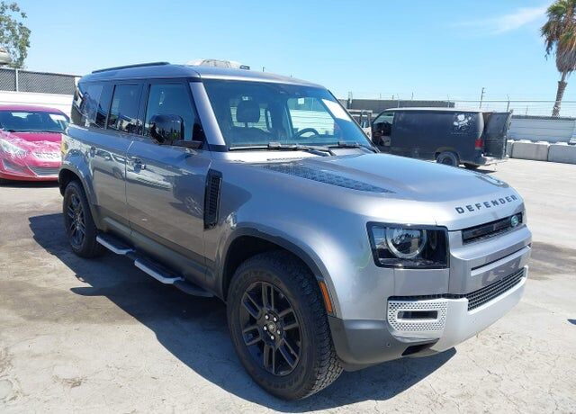 2022 LAND ROVER Defender