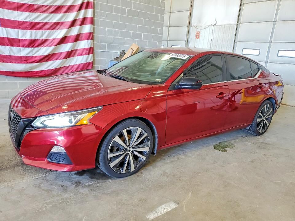 2022 NISSAN Altima