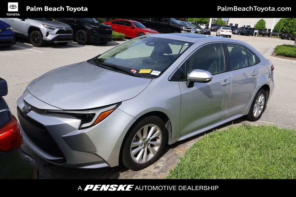 2024 TOYOTA Corolla