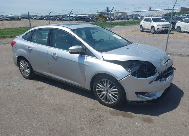 2017 FORD Focus