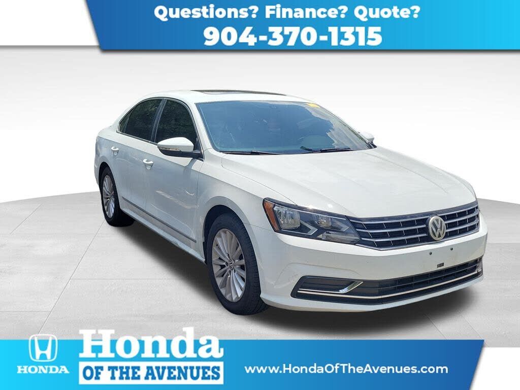 2016 VOLKSWAGEN Passat