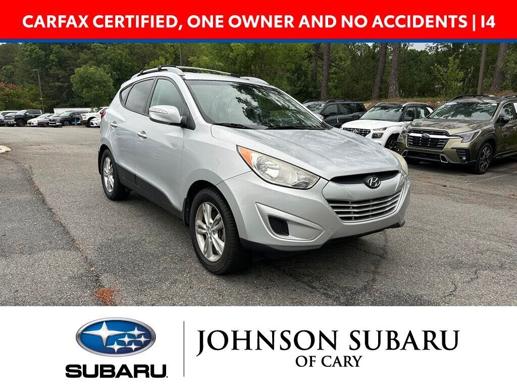 2012 HYUNDAI Tucson