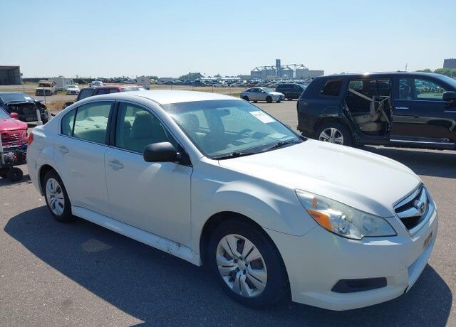2011 SUBARU Legacy