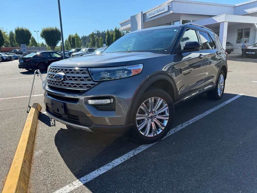 2021 FORD Explorer