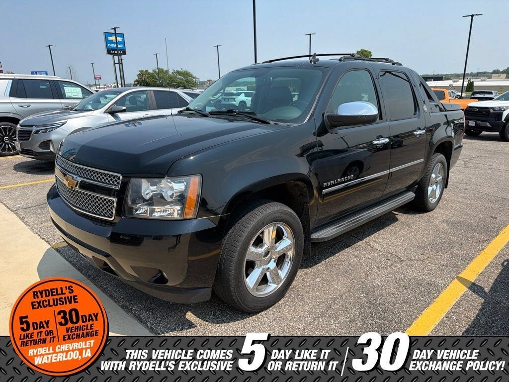 2013 CHEVROLET Avalanche