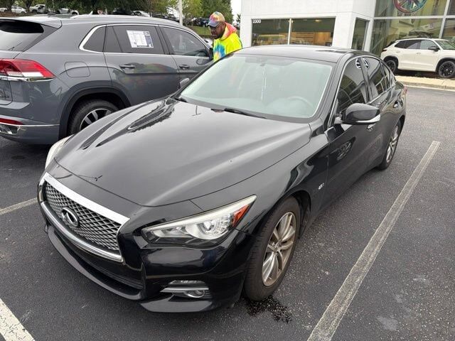 2017 INFINITI Q50