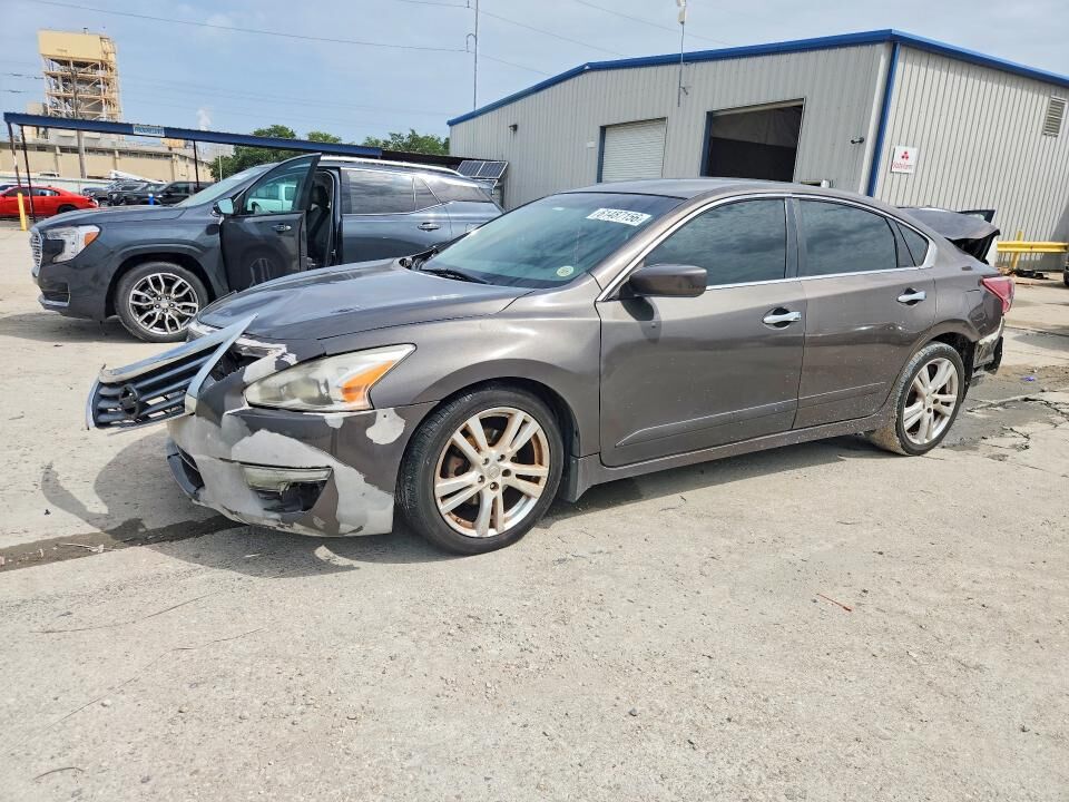 2013 NISSAN Altima