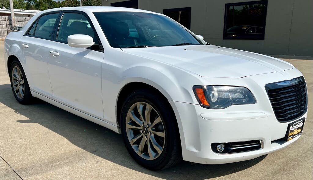 2014 CHRYSLER 300