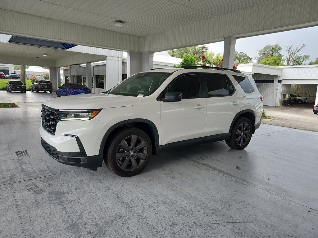 2023 HONDA Pilot