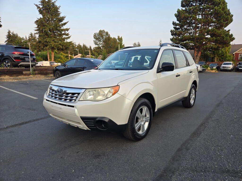 2011 SUBARU Forester