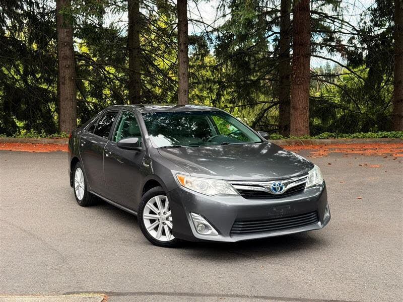 2013 TOYOTA Camry