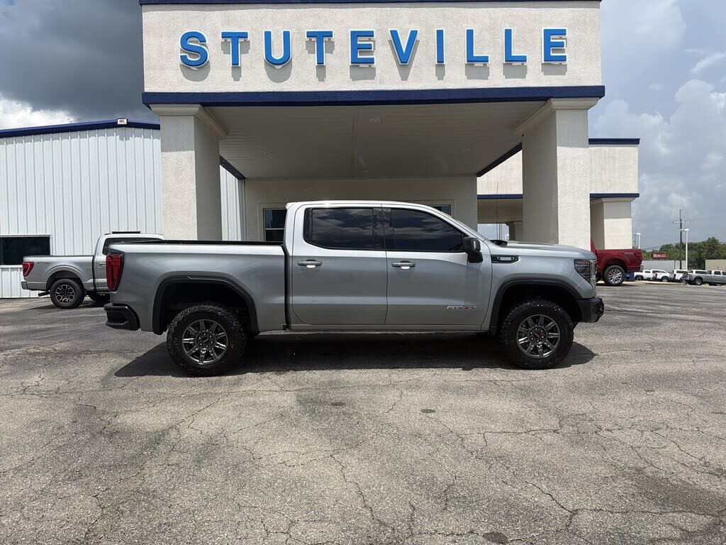 2025 GMC Sierra