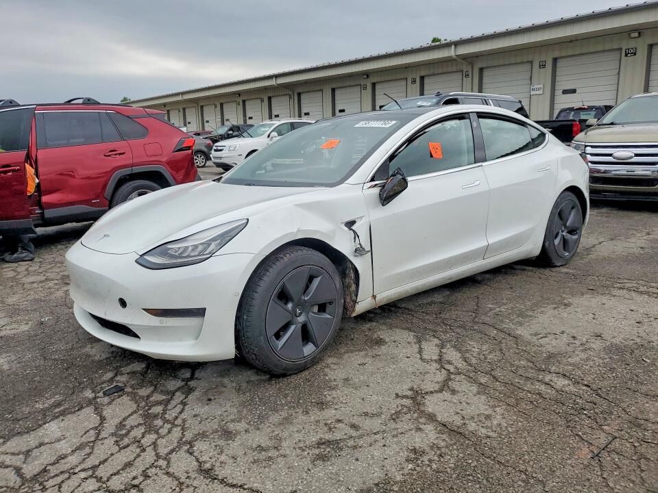 2020 TESLA Model 3