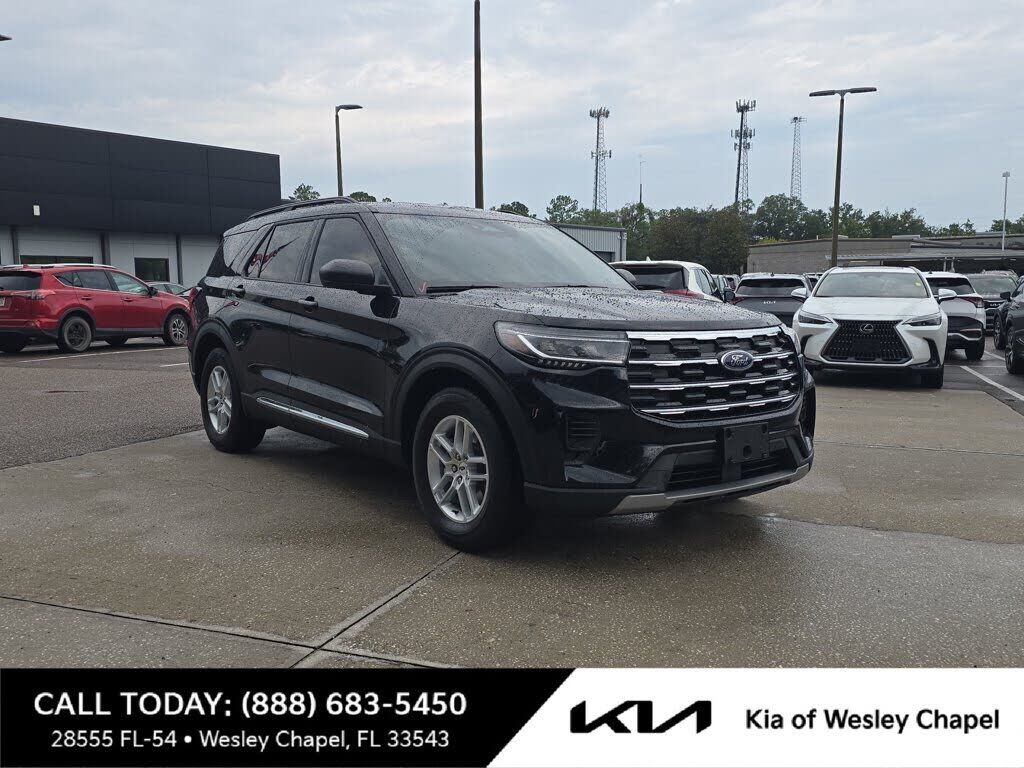 2025 FORD Explorer