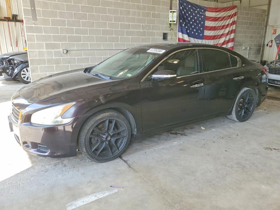 2011 NISSAN Maxima