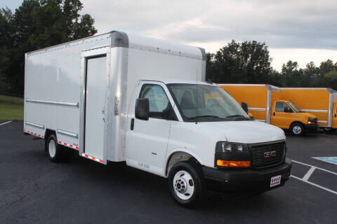 2022 GMC Savana