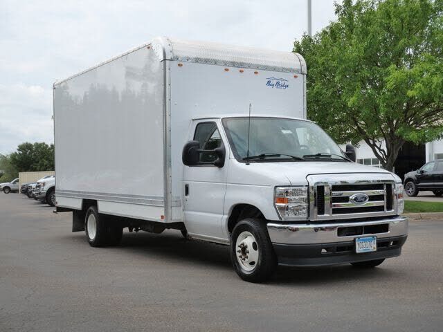 2025 FORD E-350
