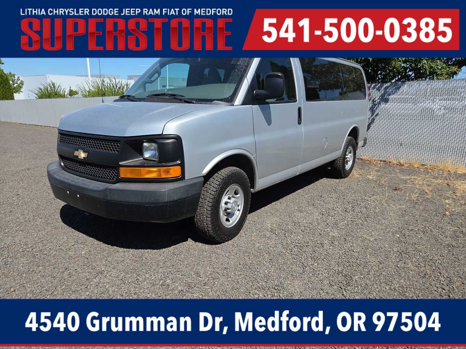 2017 CHEVROLET Express